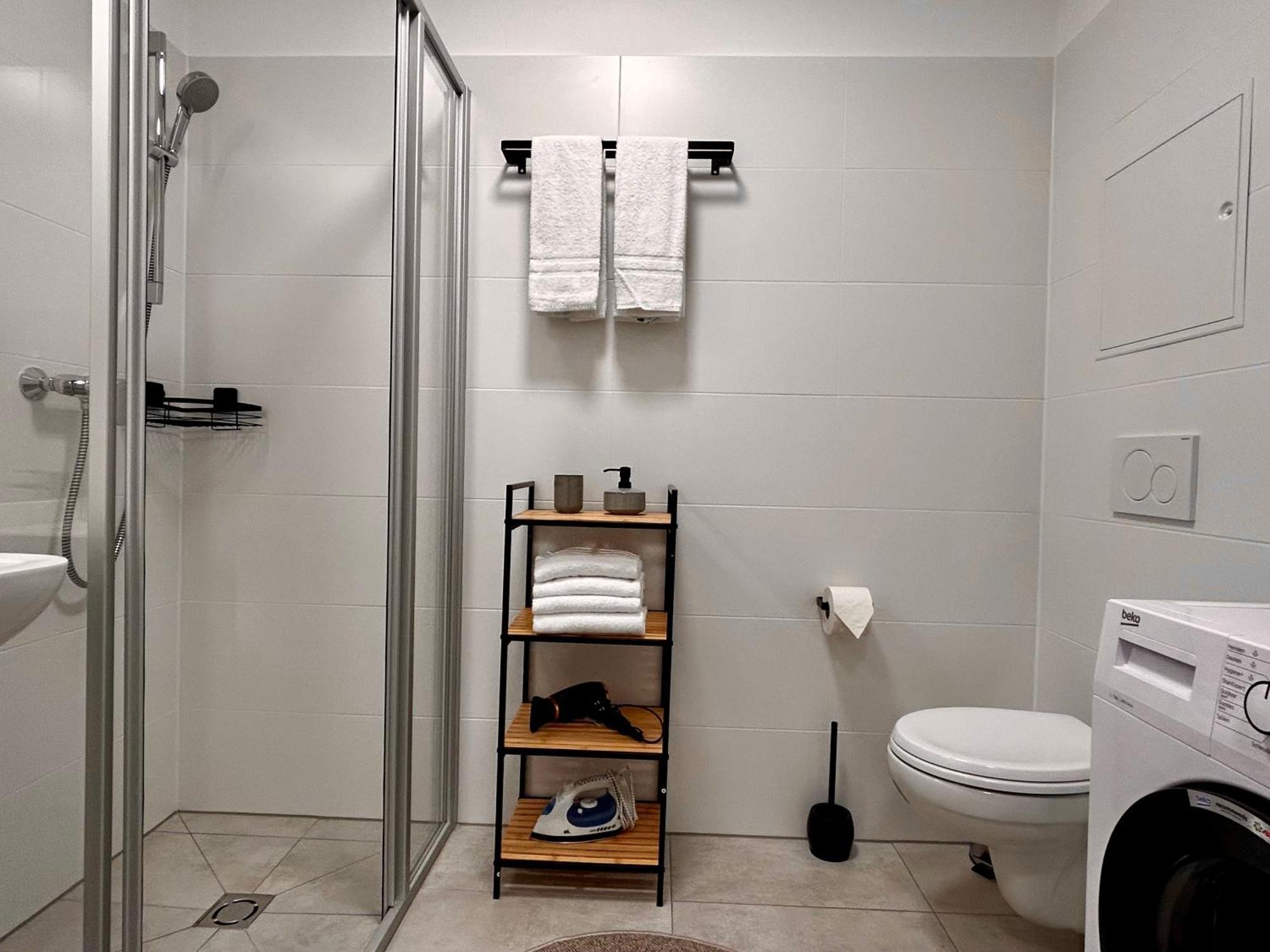 Shome Apartments Graz I Self Check-In I Free Parking ภายนอก รูปภาพ