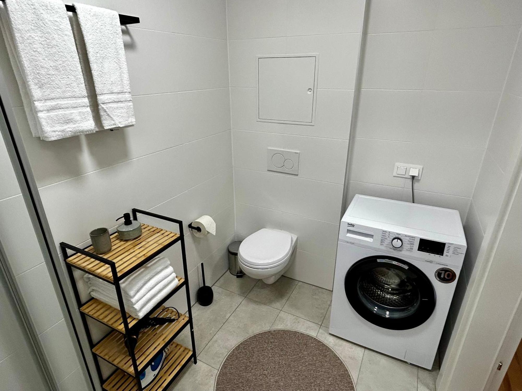 Shome Apartments Graz I Self Check-In I Free Parking ภายนอก รูปภาพ
